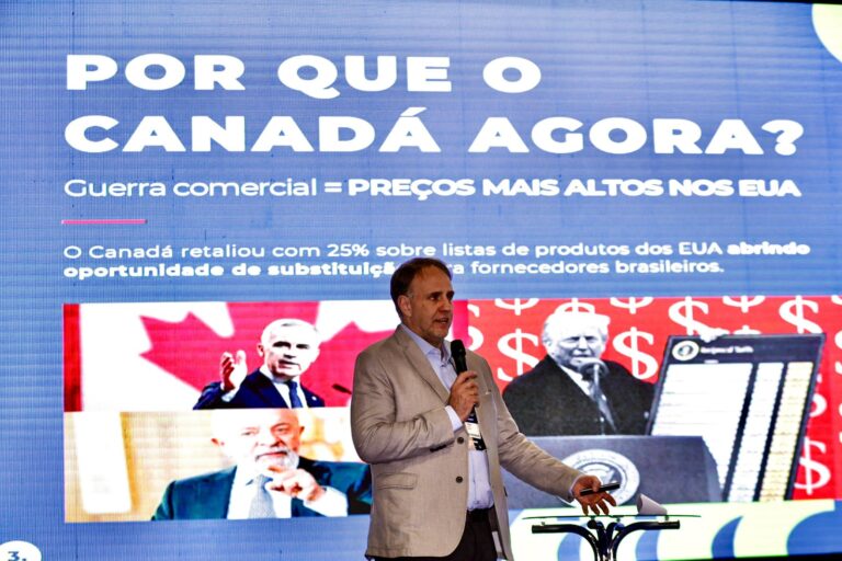 Leia mais sobre o artigo Tarifaço dos Estados Unidos está no centro de discussões na FICOMEX 2025
